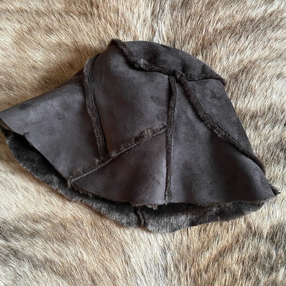 Bucket Hat - Picture 2 of 4